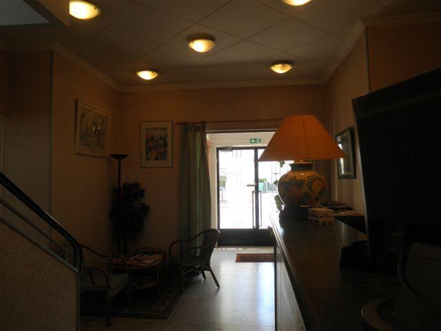 Central Hotel Saint-Priest  Eksteriør bilde